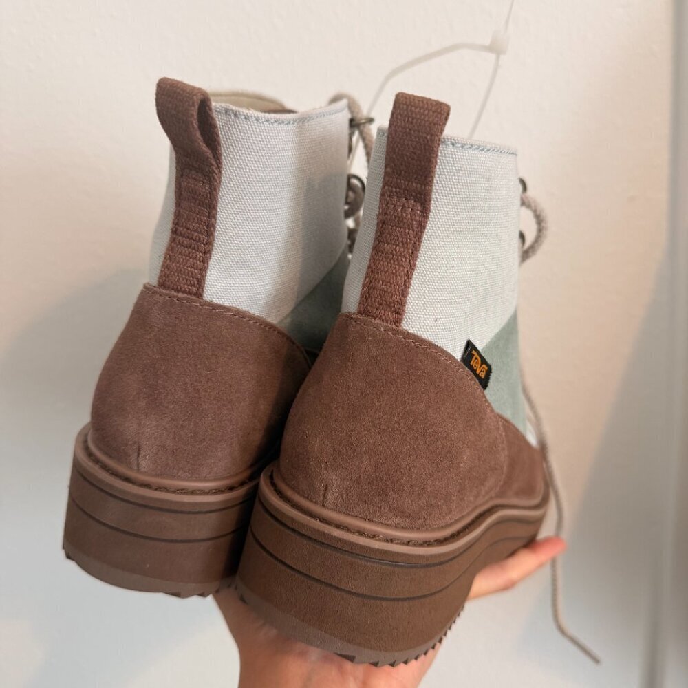 NEW Teva Midform Bootie (run small) - Picture 3 of 7